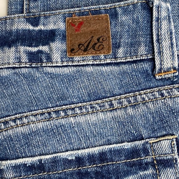 American Eagle Favorite Boyfriend Jeans Size 2L - Picture 8 of 14